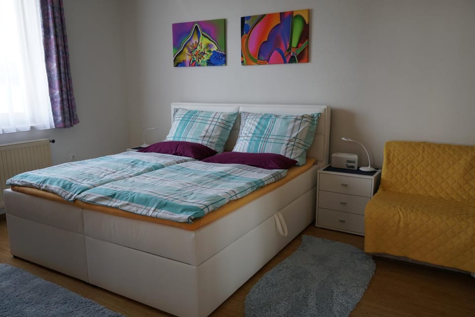 Bed, Bedroom