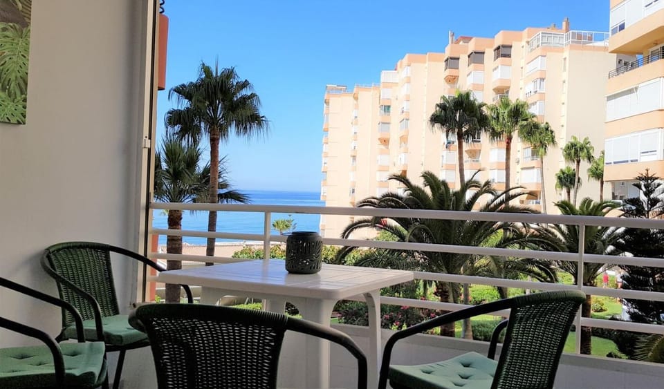 View (from property/room), Balcony/Terrace, Sea view