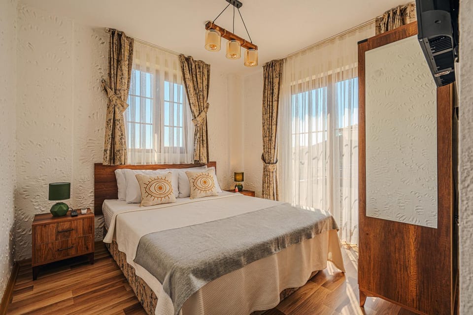 Bed, Photo of the whole room, Bedroom, wardrobe