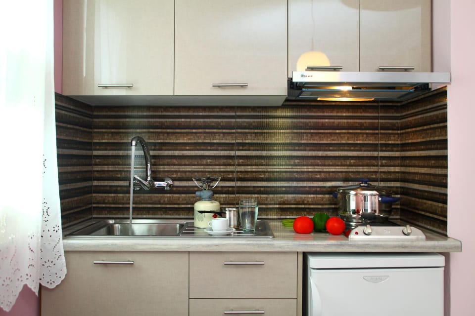 The Filoxenia Apartments, Nikiana Apartment in Lefkada, Lefkada Municipality, Greece