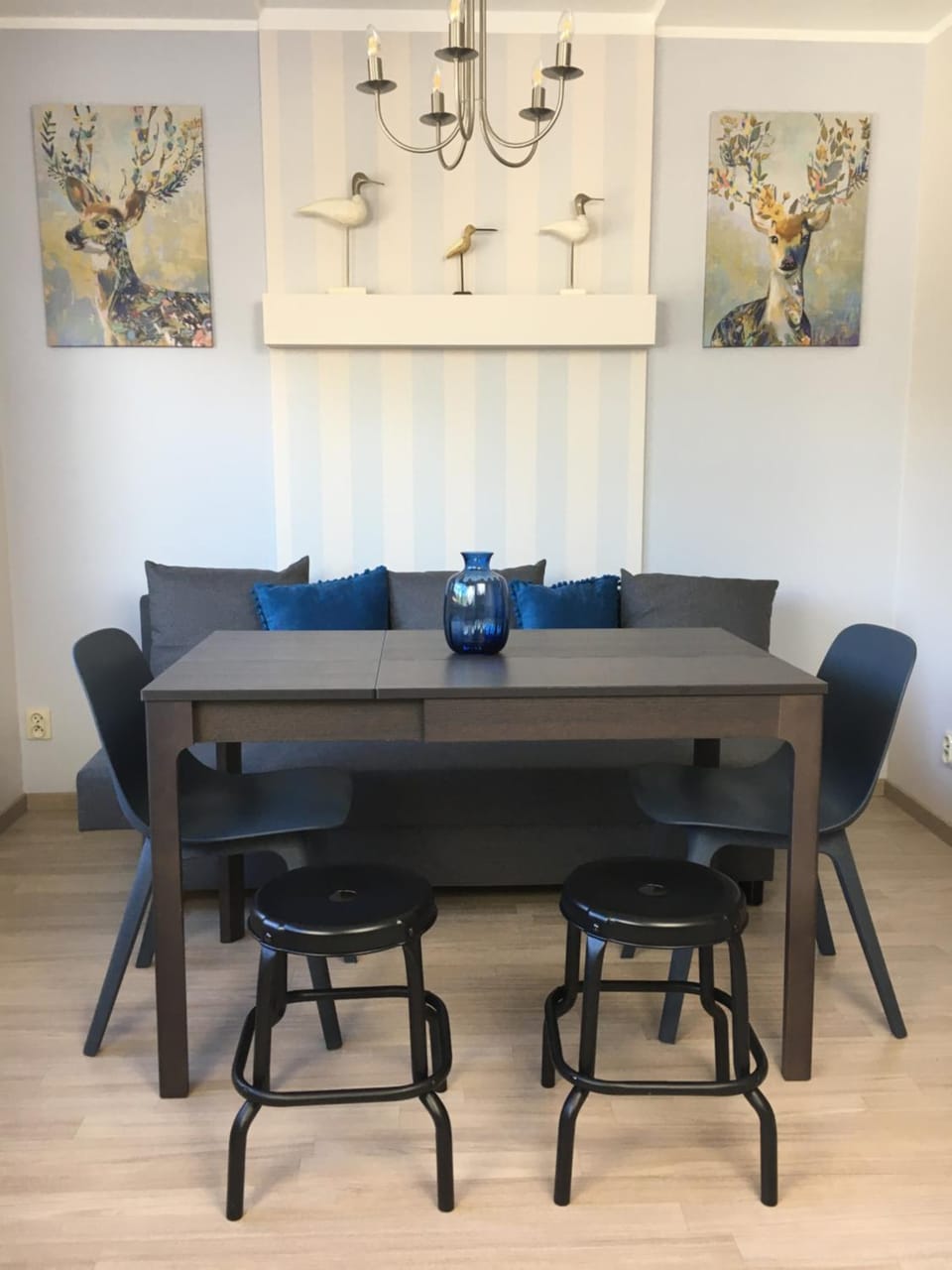 Living room, Dining area