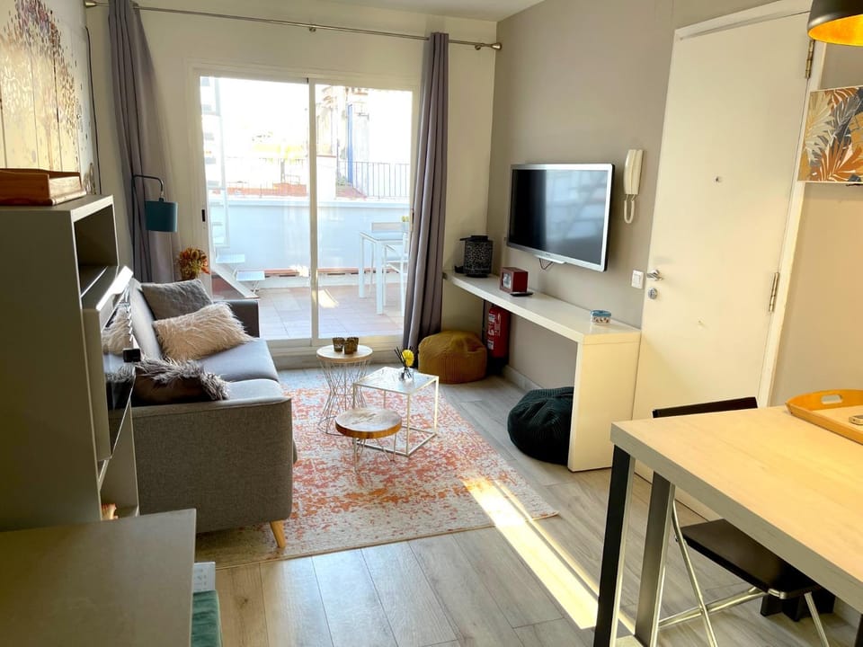 Amazing 2 bedroom Apartment with big sun terrace Sitges centre beach Apartment in Sitges