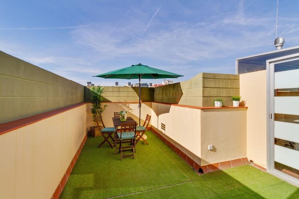 Casita en Pedregalejo con terraza Apartment in Malaga