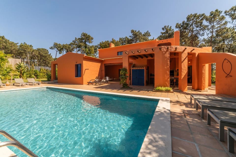 Villa Bambu Villa in Setubal District