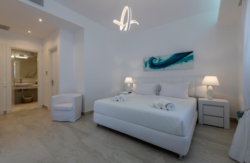 Bed, Bathroom, Bedroom, Bath, towels