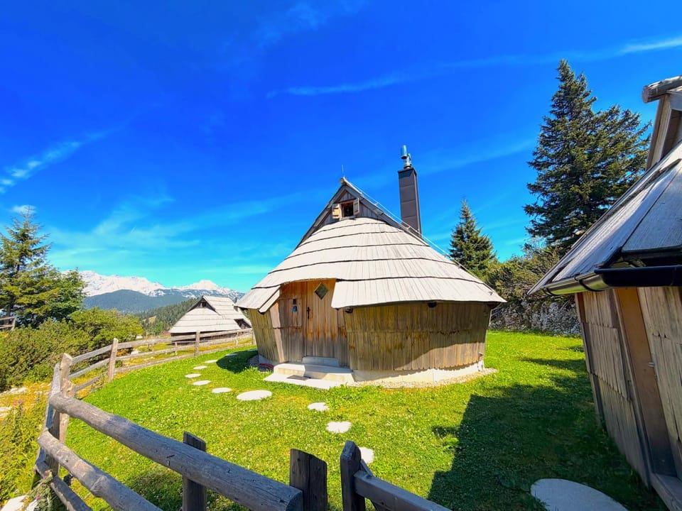 Chalet Lepenatka with Sauna - I feel Alps House in Slovenia