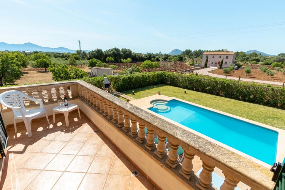 Property building, Balcony/Terrace, Pool view