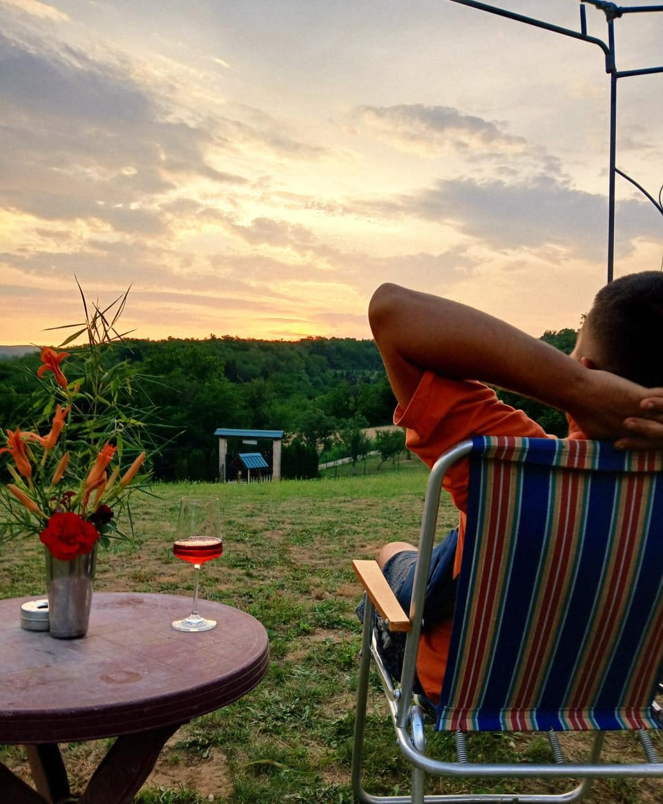 Day, People, Natural landscape, View (from property/room), View (from property/room), Balcony/Terrace, Mountain view, Sunrise, Sunset, group of guests