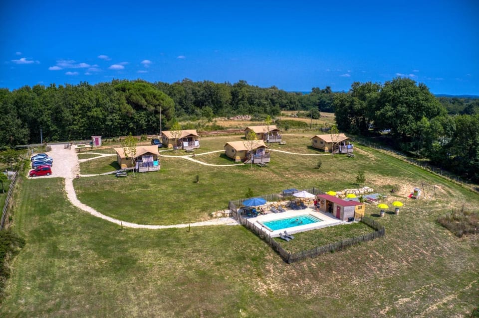Natural landscape, Bird's eye view, Swimming pool