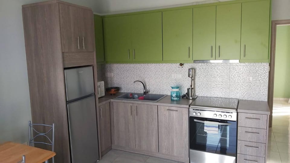 Kitchen or kitchenette, pet friendly, kitchen