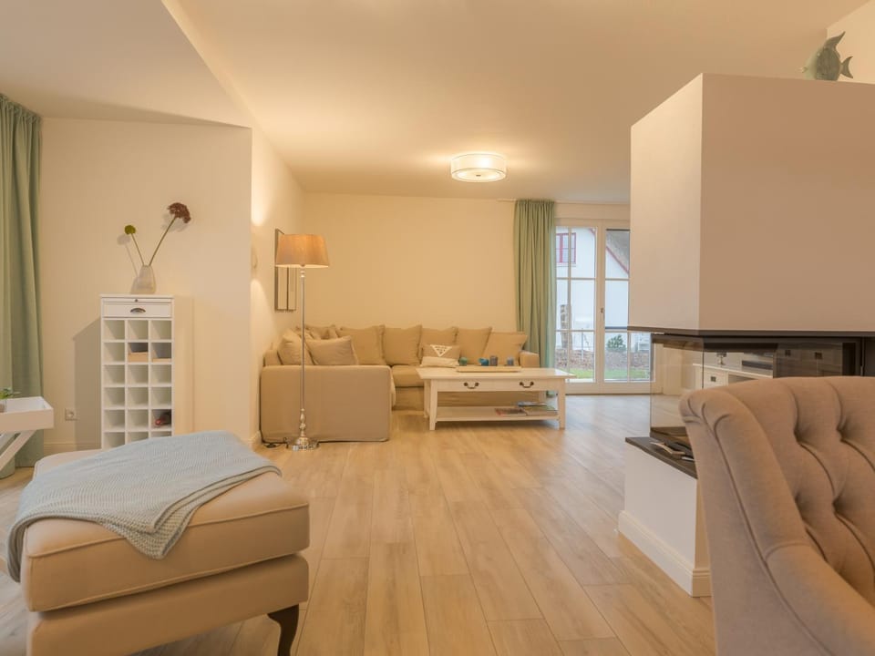 Living room, fireplace