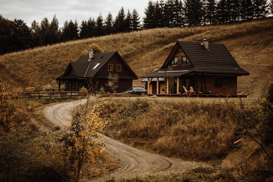 Property building, Day, Natural landscape, Mountain view