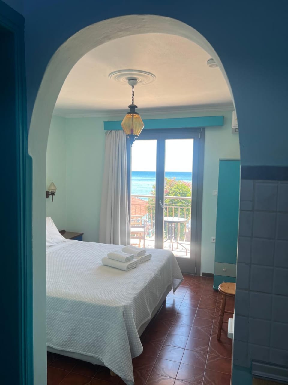 Bed, Natural landscape, Photo of the whole room, Bedroom, towels