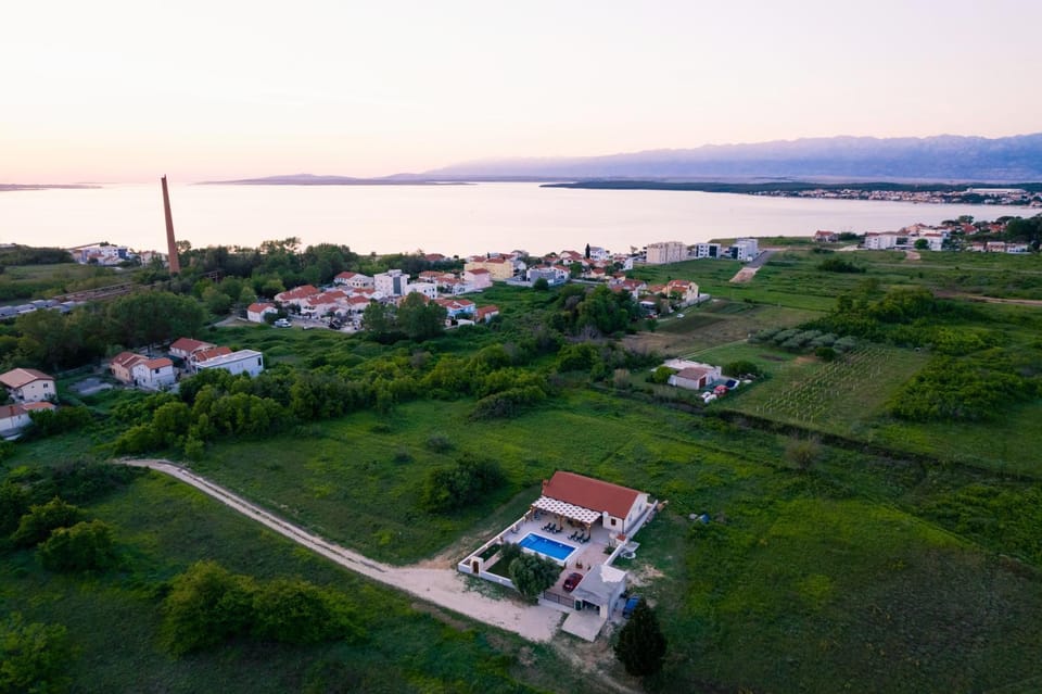 Villa Gode -secluded house with heated pool near the beach Villa in Zadar County