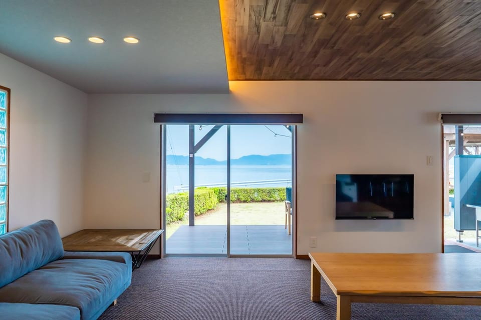 Natural landscape, Living room, Sea view