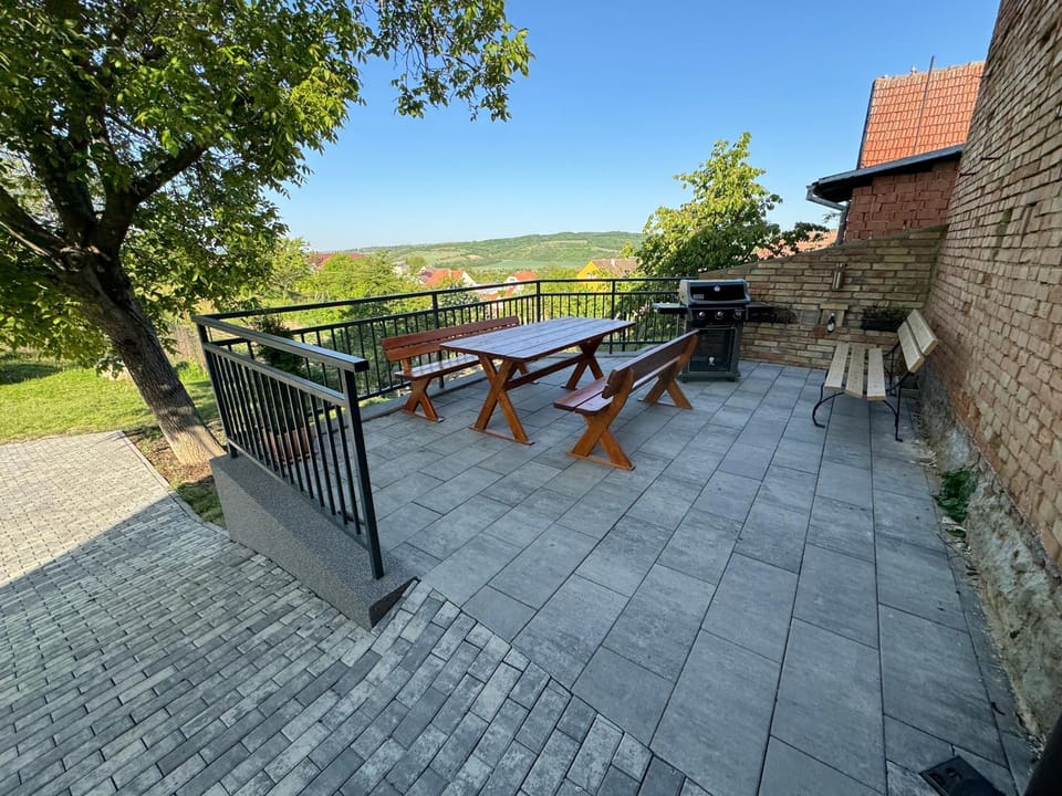 Natural landscape, View (from property/room), Balcony/Terrace