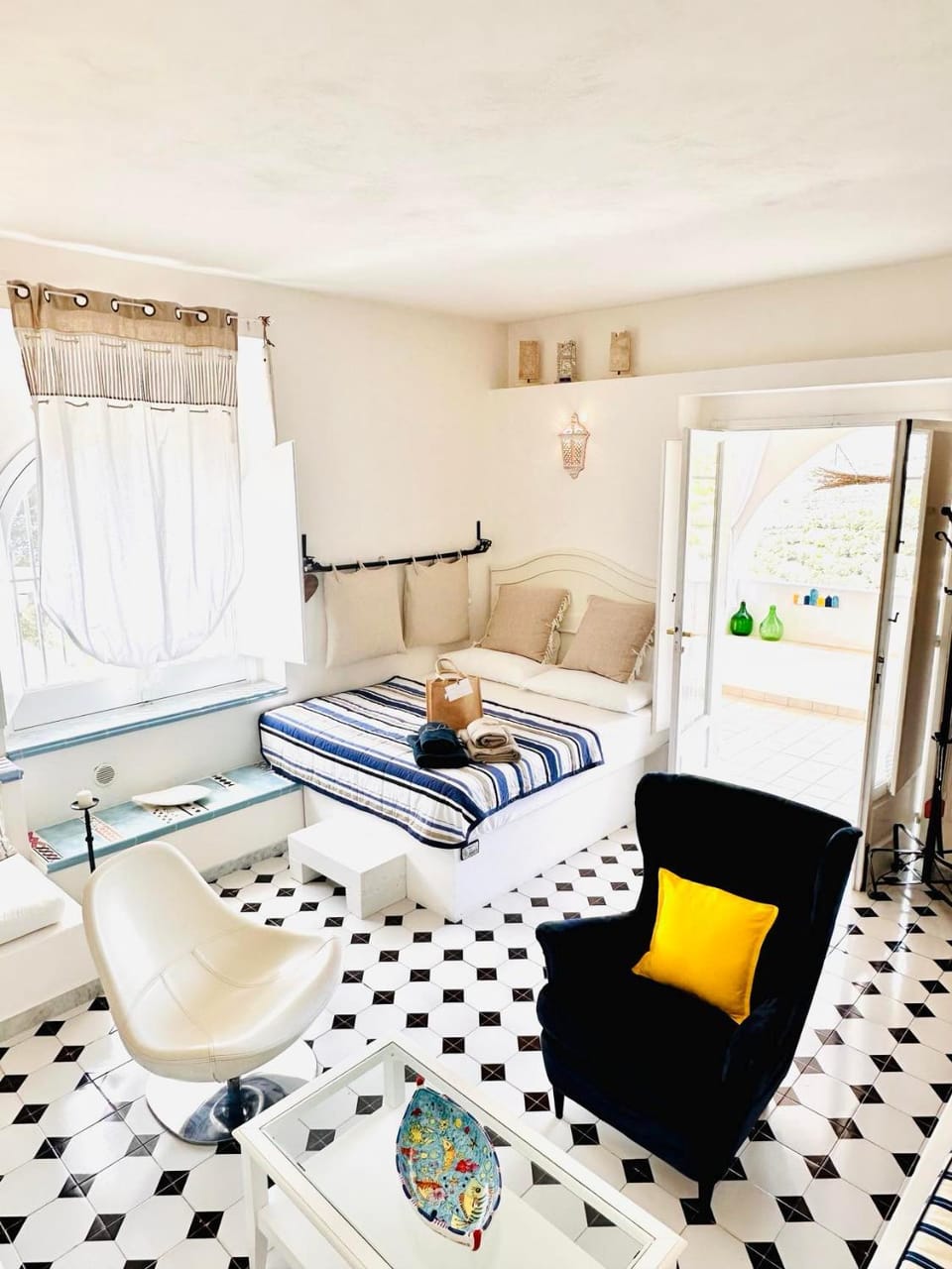 Living room, Seating area, Bedroom