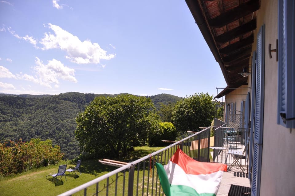 Casa Langa di Lola Bed and Breakfast in Liguria