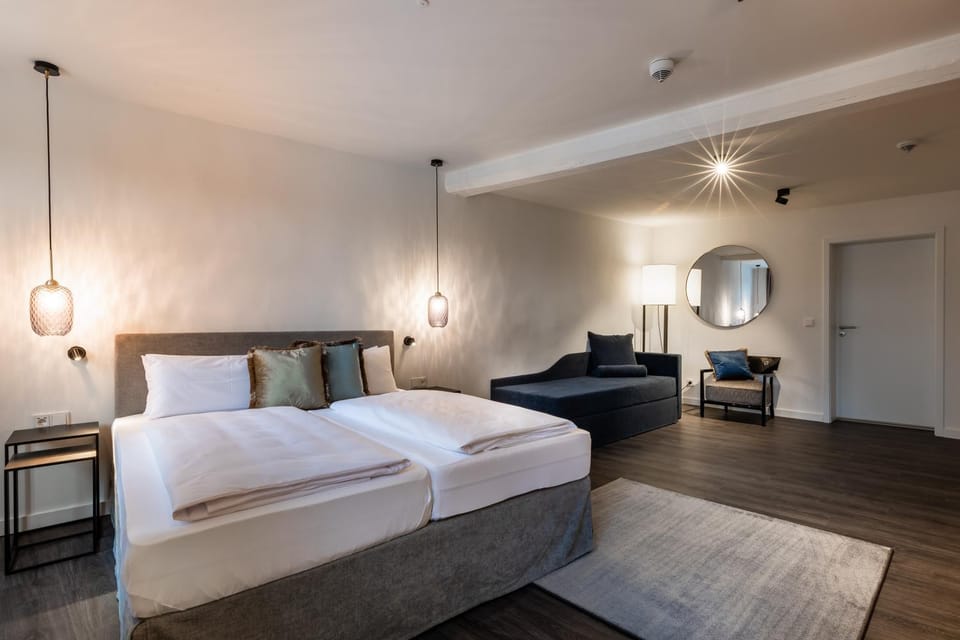 Bed, Photo of the whole room
