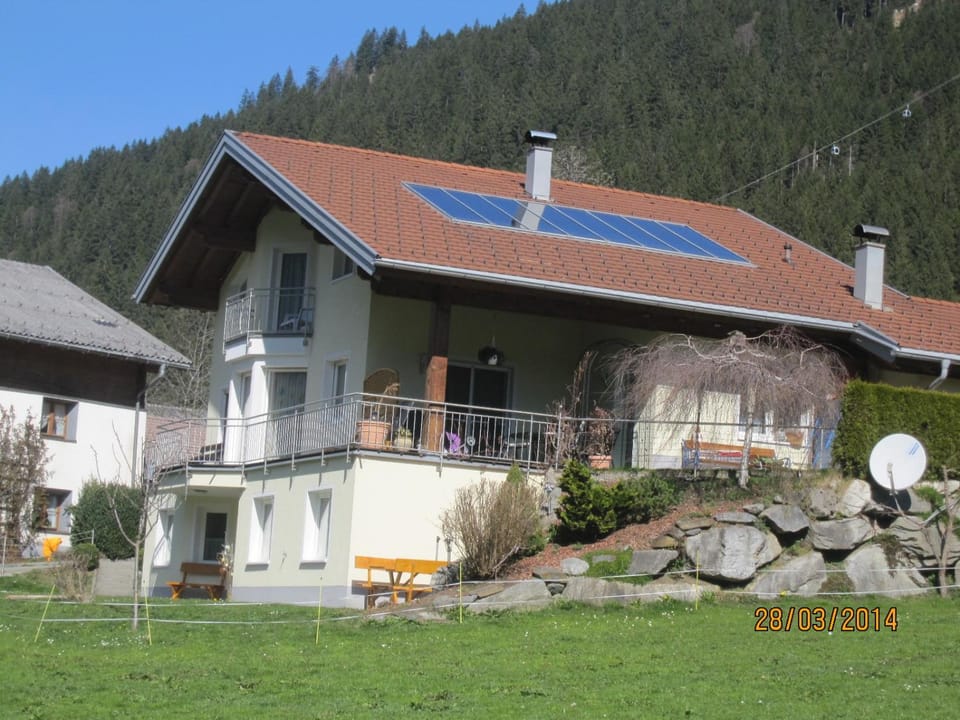 Property building, Garden