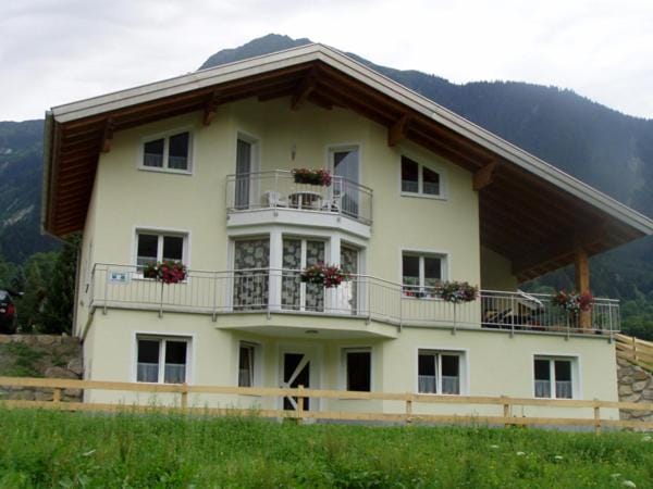 Property building, Summer