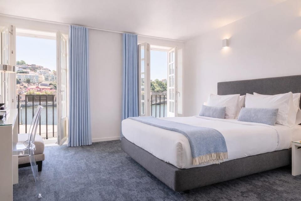 View (from property/room), Photo of the whole room, Bedroom