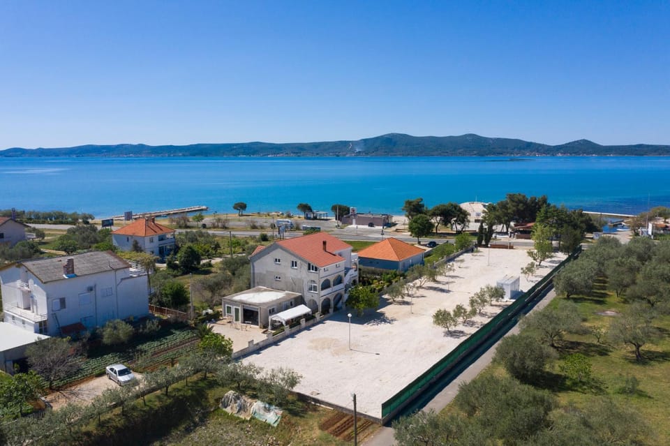 Bird's eye view, Sea view