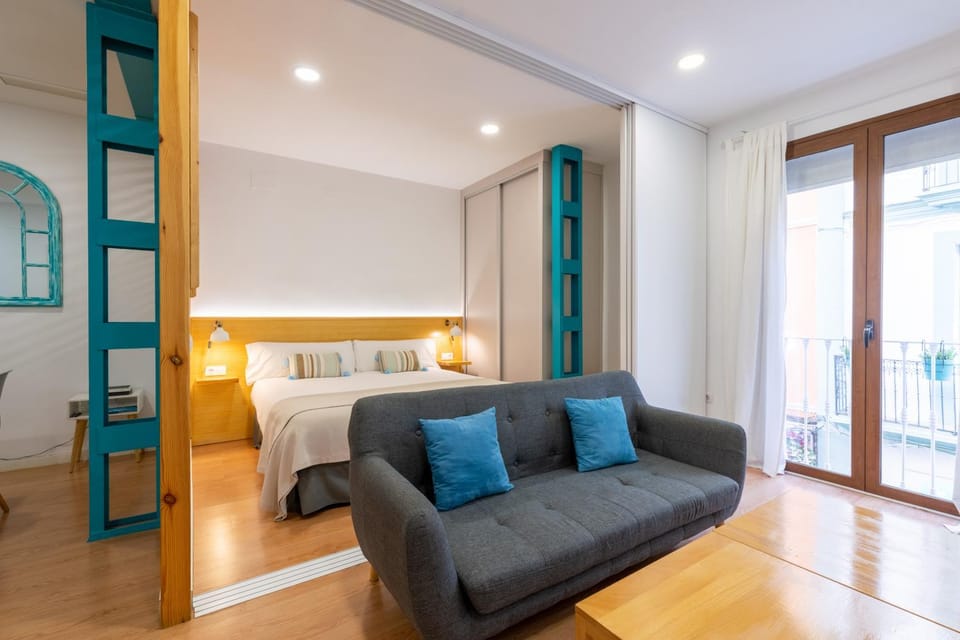 Locksmith Apartment - Park Option Apartment in Seville