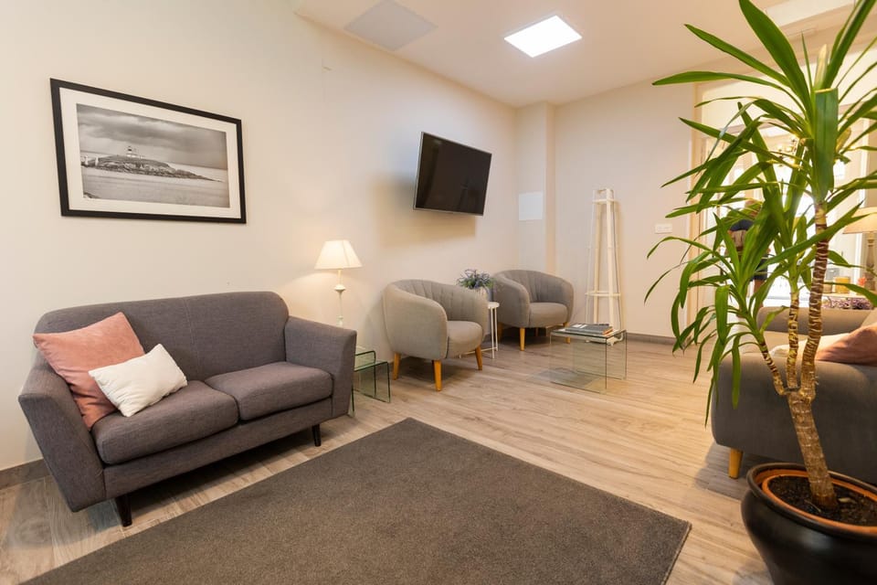 Communal lounge/ TV room, Living room