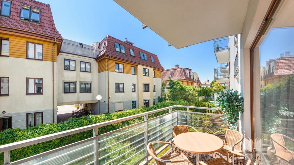 Property building, Balcony/Terrace