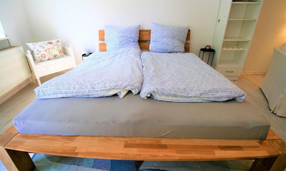 Zentrale Ferienwohnung „Treibholz“ im Sonnenblumenhaus Apartment in Flensburg