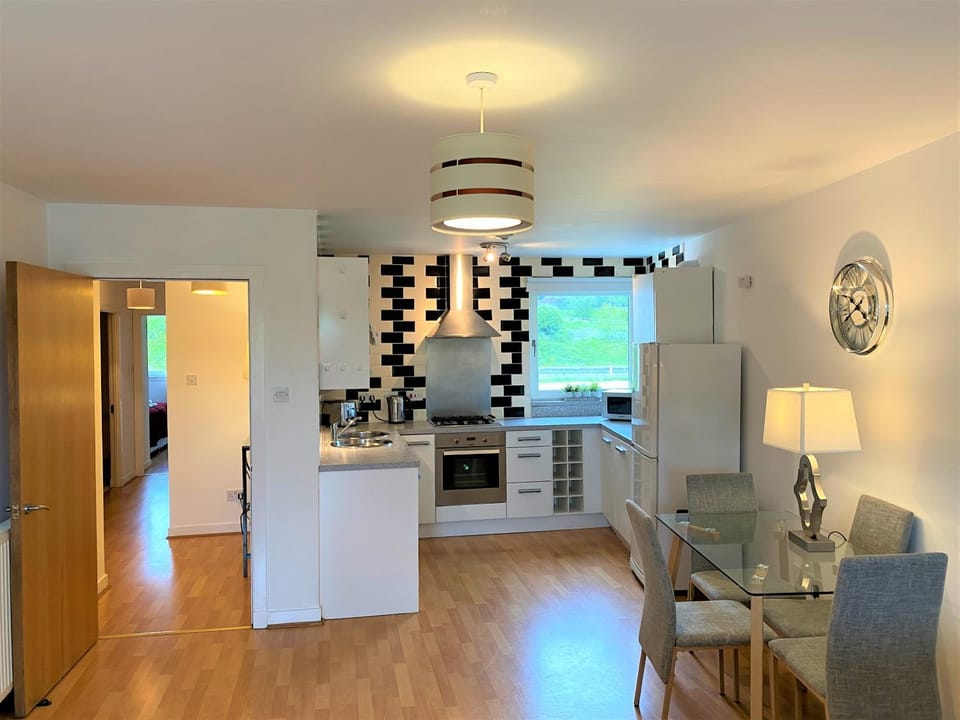 Firpark City Apartment - 2 Bedrooms Apartment in Glasgow