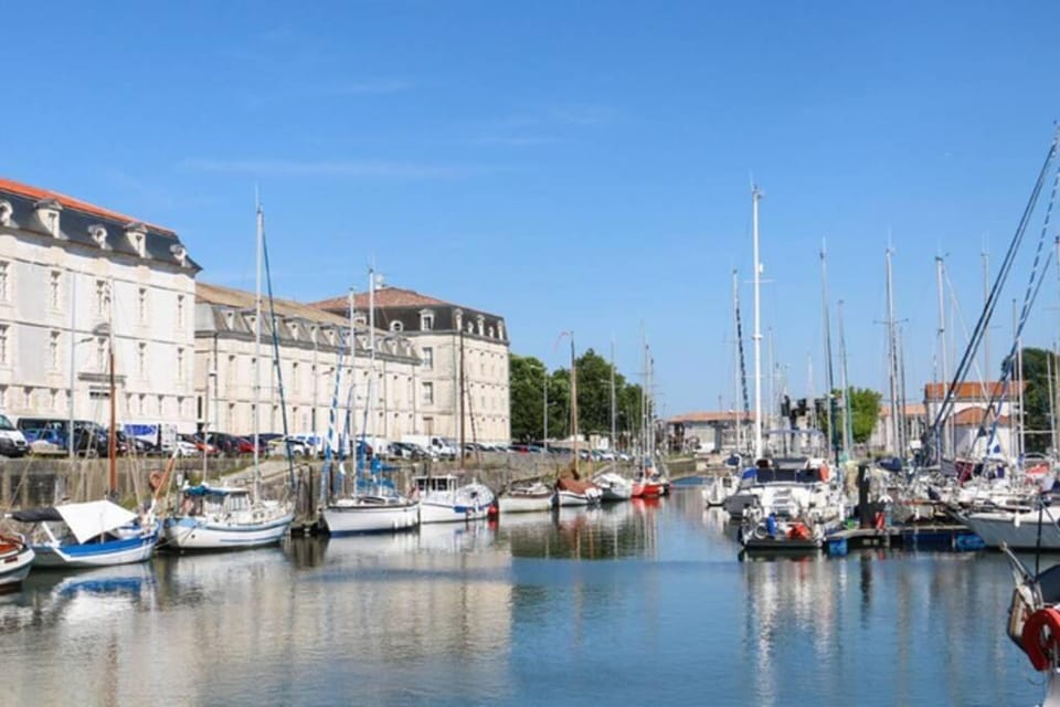 La Fayette 2*, Meublé tout confort avec vue sur le port Apartment in Nouvelle-Aquitaine