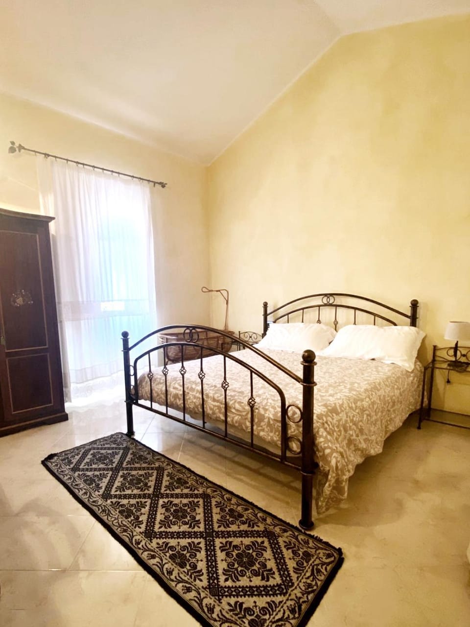-- DeAjala B&B de Charme by Le Dimore del Borgo -- Antica e affascinante dimora nel cuore di Laconi - Colazione dei Centenari - Degustazioni - Natura Storia Spiritualità e tradizioni della Sardegna interna - Ambienti climatizzati - Bed and Breakfast in Sardinia