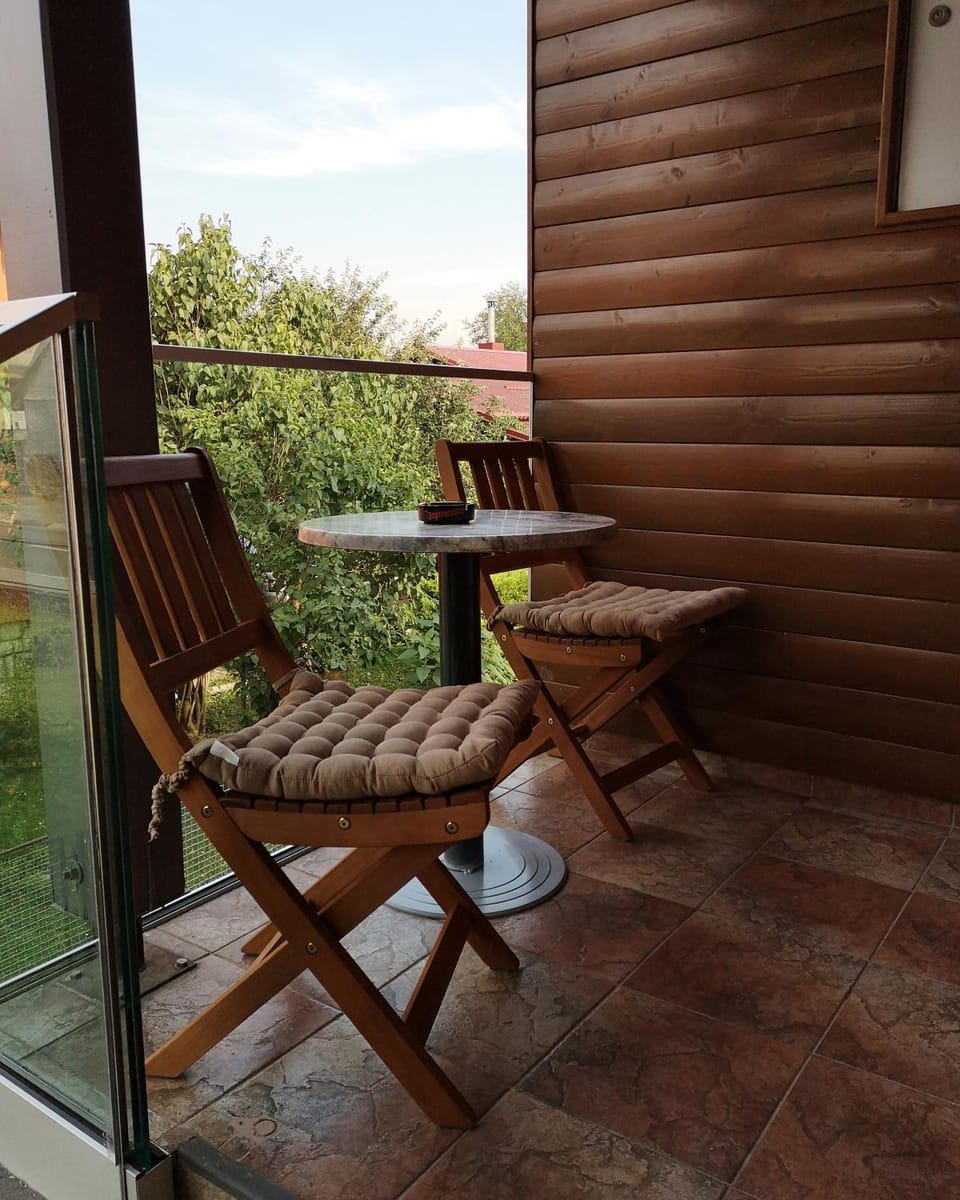 Balcony/Terrace, On site