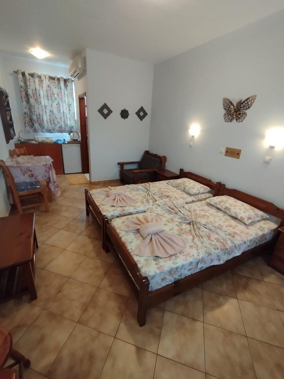 WHITE CASTLE Studios Country House in Karpathos, 857 00, Greece