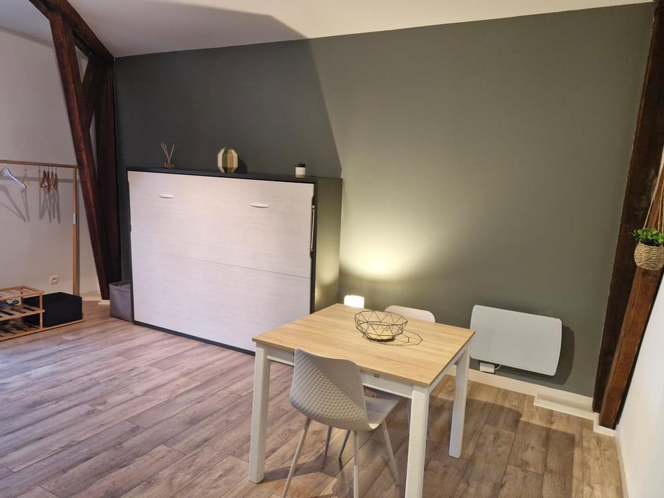 Au coeur des remparts, residence du château* Apartment in Hauts-de-France