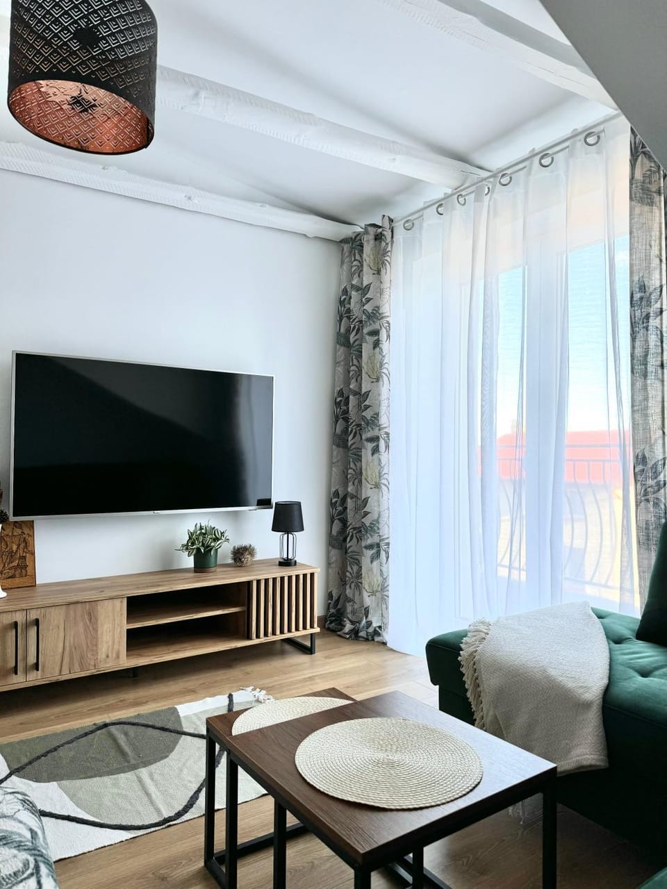 TV and multimedia, Living room