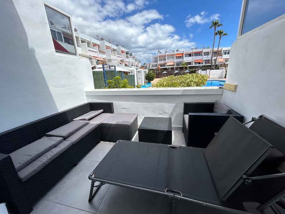 Sunny Apt with terrace coastal area South Arona Apartment in Costa del Silencio