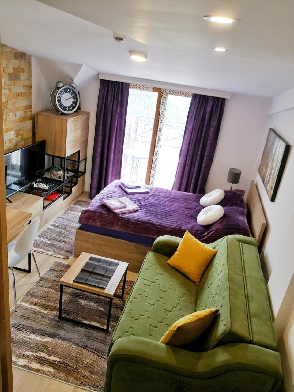Living room, Photo of the whole room, Seating area