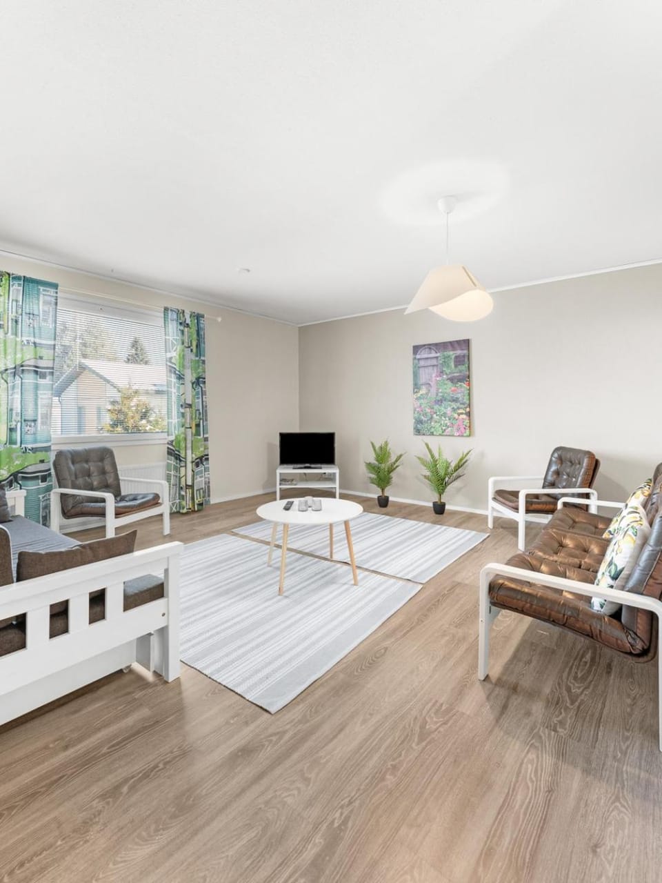 TV and multimedia, Living room