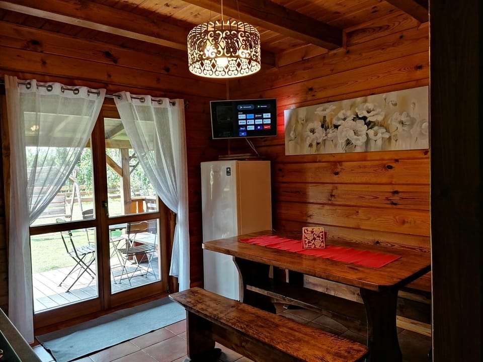 TV and multimedia, Kitchen or kitchenette, Dining area