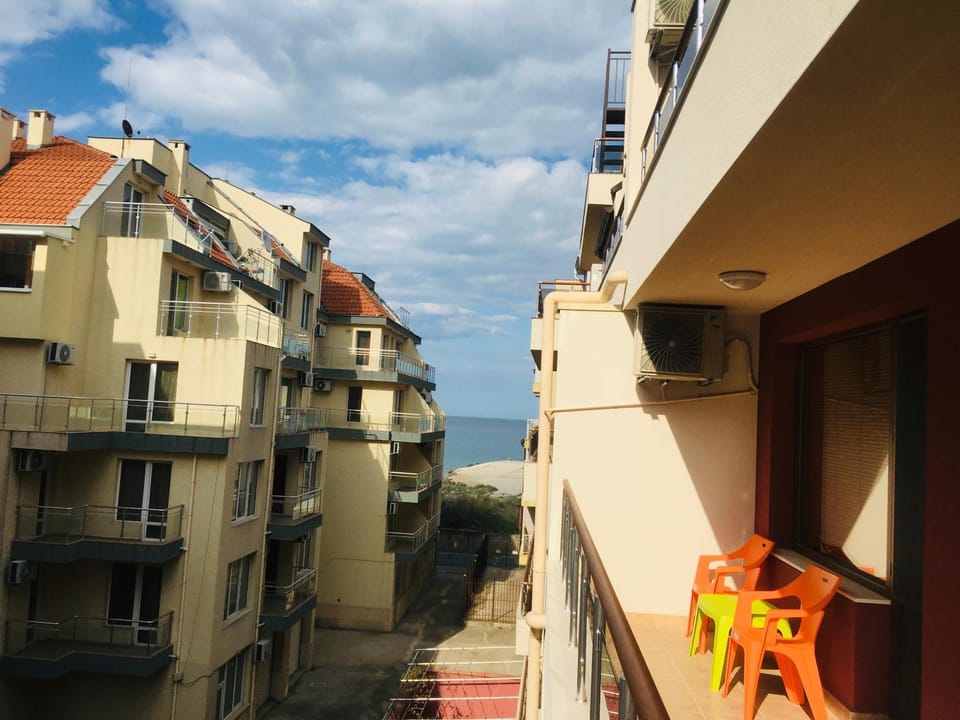 Rent Apartments Martin Beach Apartment in Pomorie