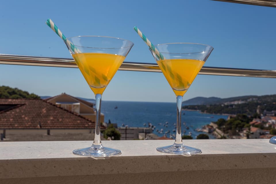 Golden View Penthouse Apartment in Hvar