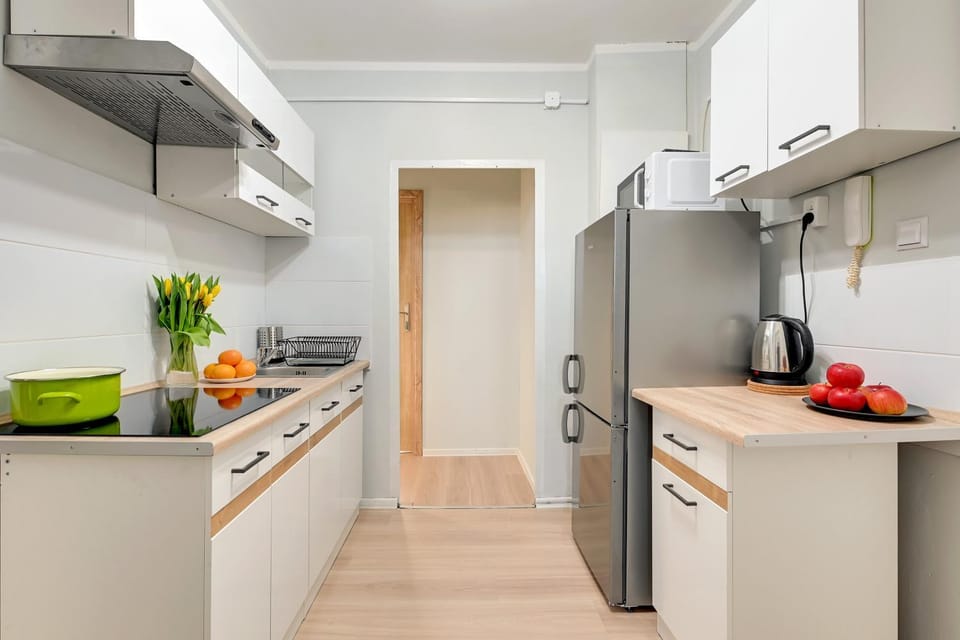 Kitchen or kitchenette, Communal kitchen
