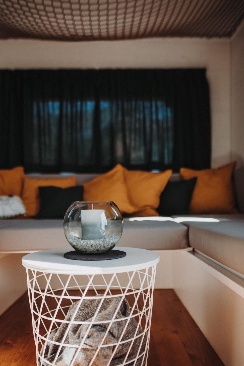 Living room, Decorative detail