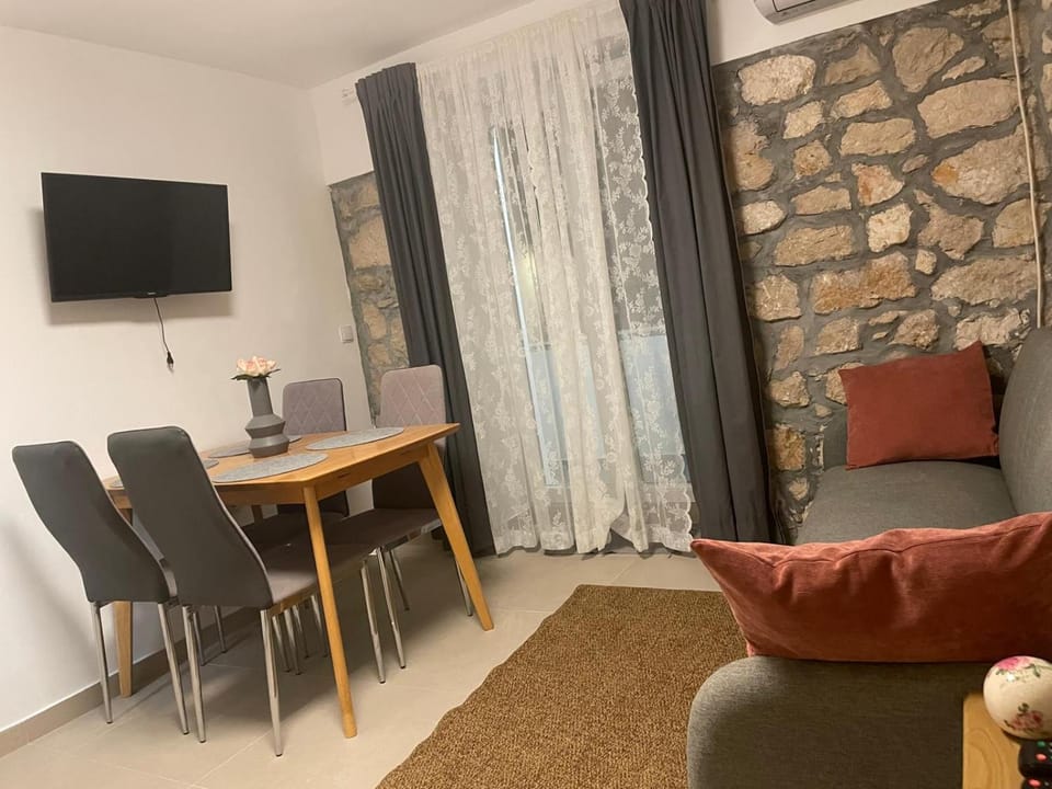 Apartment Vinjerac II Apartment in Zadar County