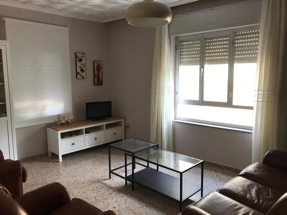 Communal lounge/ TV room, TV and multimedia, Living room