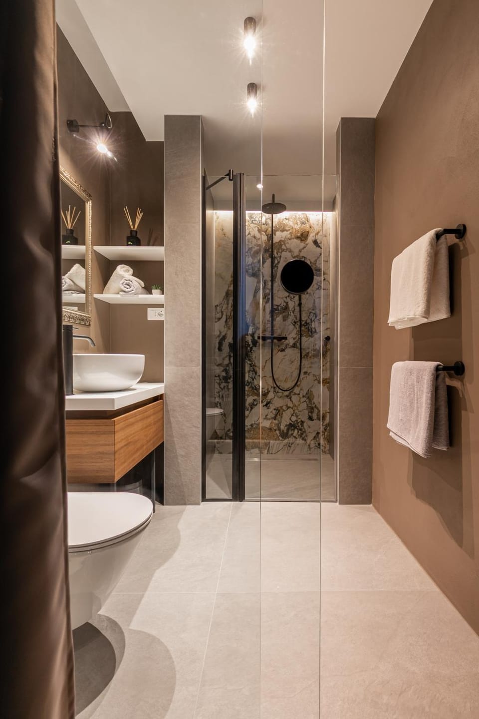 Shower, Bathroom, towels