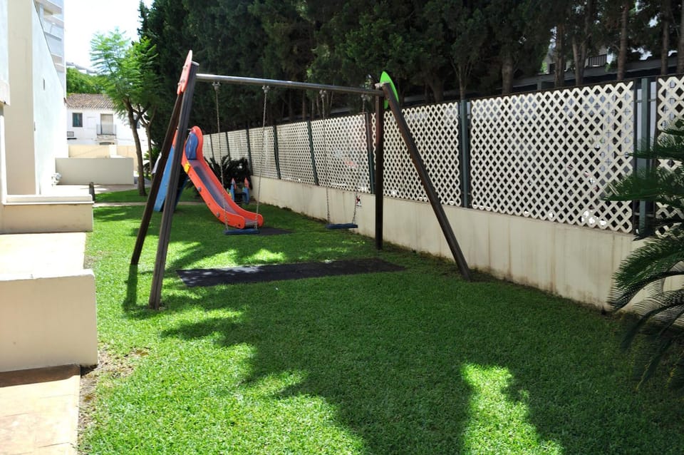 Property building, Garden